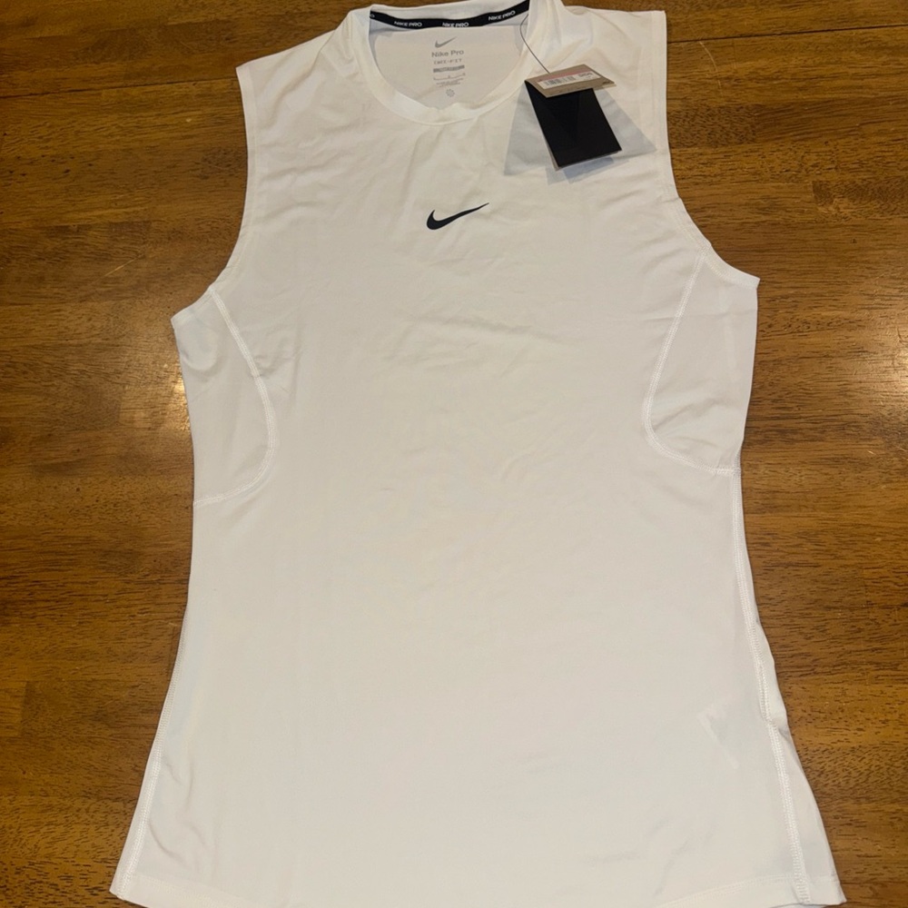 Nike Men’s Pro Training Tank Top White Large Tight Fit FB7914 100 New With Tags